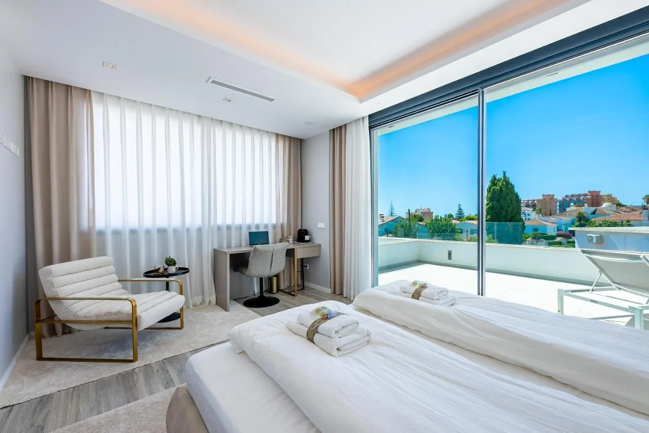 797 Holiday Rentals - Lujosa Y Moderna Villa En Puerto Marina Benalmádena 0*,  Spagna