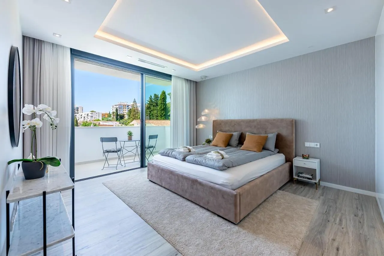 797 Holiday Rentals - Lujosa Y Moderna Villa En Puerto Marina Benalmádena Ισπανία